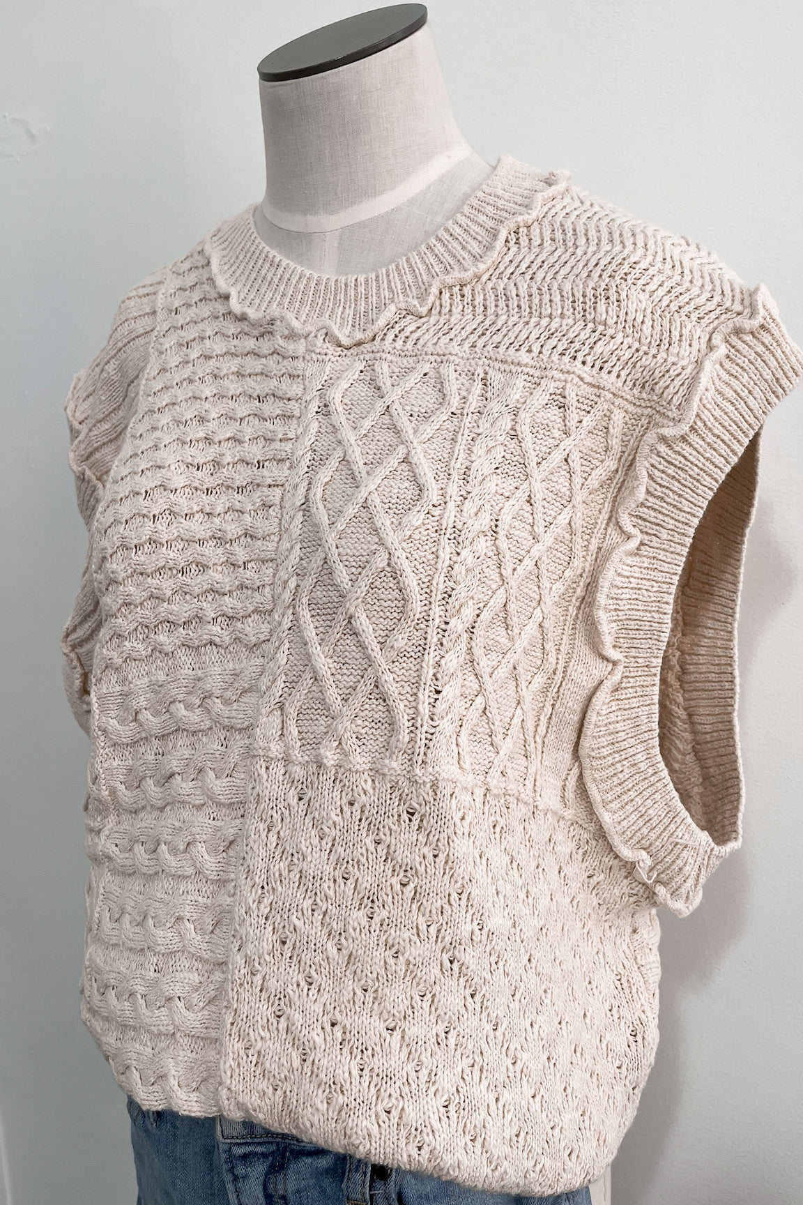Maven Cream Sleeveless Sweater Vest